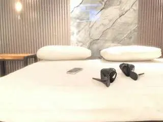 Julietha-taylor  live sex cam
