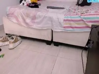 Miiaa-19  live sex cam