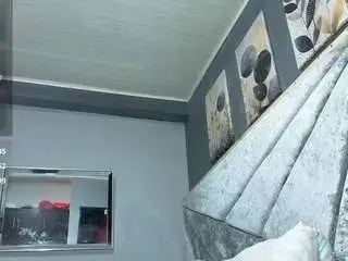 Scarlethnyx  live sex cam