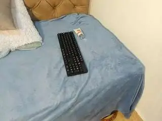 Sweet-ero26  live sex cam