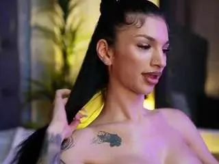 Miamicandy  live sex cam