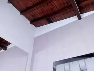 Susanbenett  live sex cam