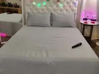 Alice-on-fire  live sex cam