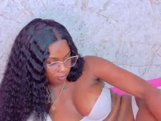 Kinkyandsavage  live sex cam