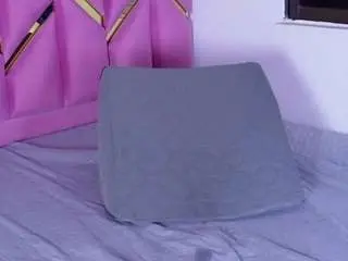 Kinkyandsavage  live sex cam