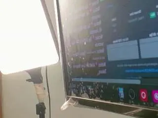 Kinkyandsavage  live sex cam