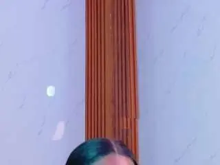 Kinkyandsavage  live sex cam