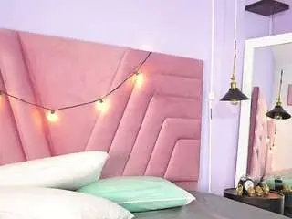 Kinkyandsavage  live sex cam