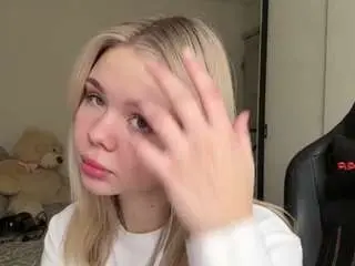 Marylngalban  live sex cam