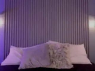 Mialarouse  live sex cam
