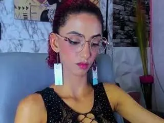 Queen-cuarxxo  live sex cam