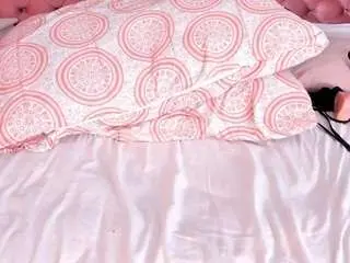 Scarletvega  live sex cam