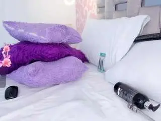 Annievanegas  live sex cam