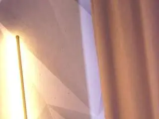 Belle-phine  live sex cam