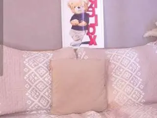 Belle-phine  live sex cam