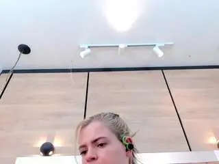 Dorothy-vegga  live sex cam