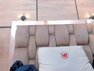 Dorothy-vegga  live sex cam