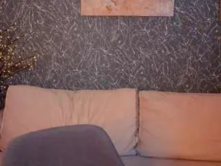 Ekimmj-age  live sex cam