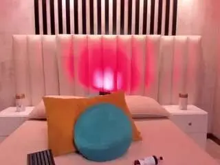 Lucyweiss  live sex cam