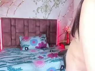 Lunita-bliss  live sex cam
