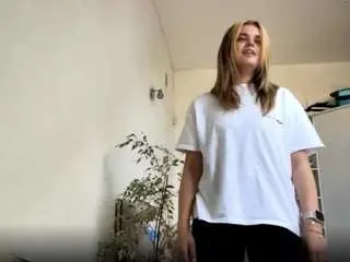 Romaortuno  live sex cam