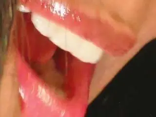 Valery-swan  live sex cam