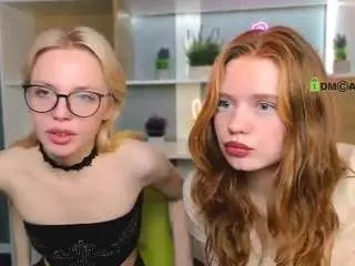 Vivy-star  live sex cam