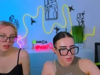 Vivy-star  live sex cam