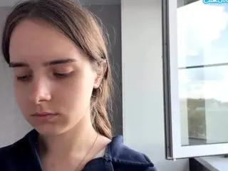 Kittiehirkaler  live sex cam