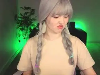 Milkypop  live sex cam