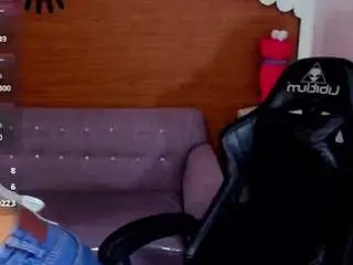 Sara-lux-t  live sex cam