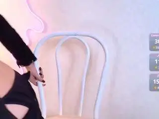 Savannahquirino  live sex cam