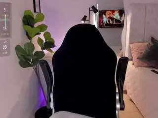 Amywoods  live sex cam