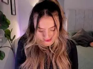 Amywoods  live sex cam