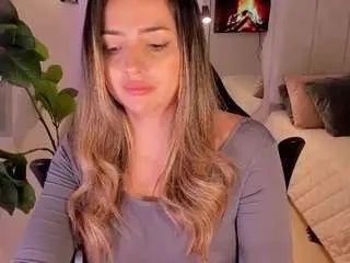 Amywoods  live sex cam