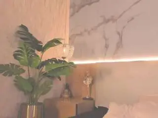 Celeste-evanns  live sex cam