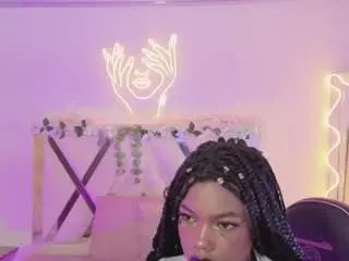 Cristalbroke-tay  live sex cam