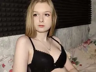Keshiavondracek  live sex cam
