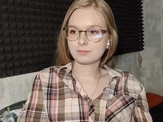 Keshiavondracek  live sex cam