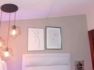 Lia-angels  live sex cam