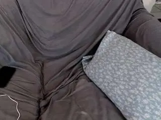 Petiteandsweet69  live sex cam