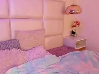 Xara-u  live sex cam