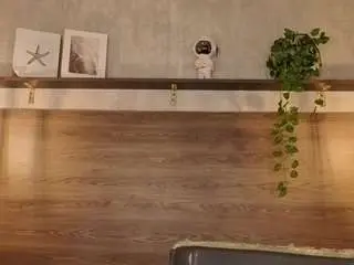 Zafiro-claire  live sex cam