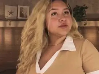 Zafiro-claire  live sex cam