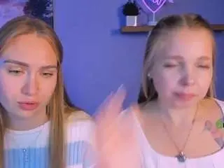 Naya-dream  live sex cam