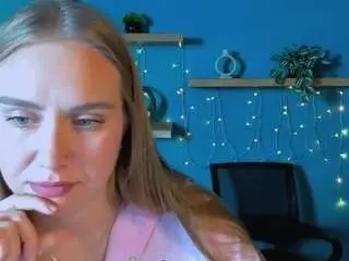 Naya-dream  live sex cam