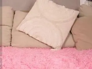 Quennabattersby  live sex cam