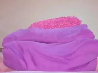 Rachel-milfy  live sex cam
