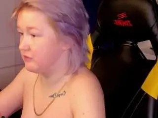 Sara-moor  live sex cam