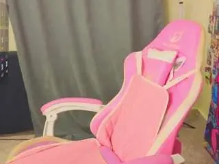 Sara-moor  live sex cam
